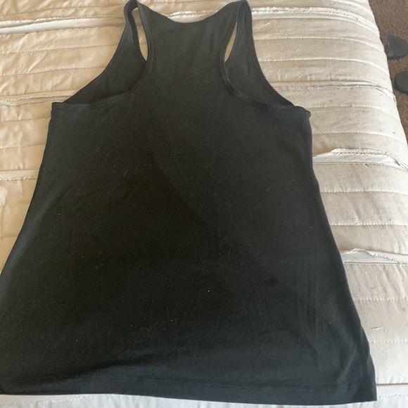 Tank - Picture 4 of 4